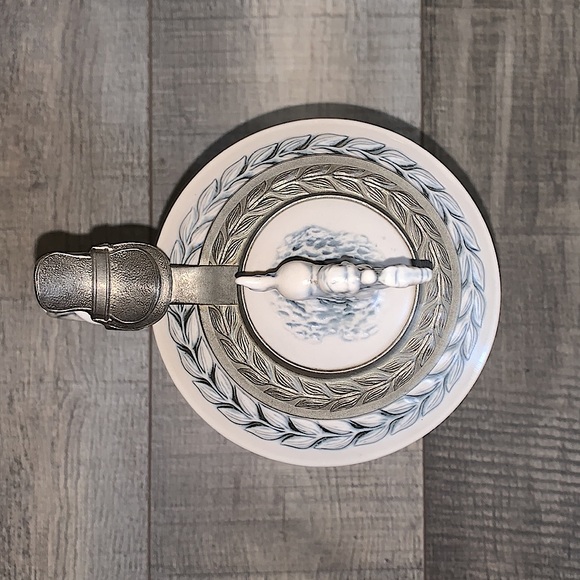 Avon Stein - Picture 6 of 8